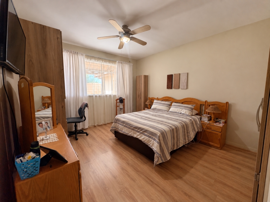 2 Bedroom Property for Sale in Flimieda North West